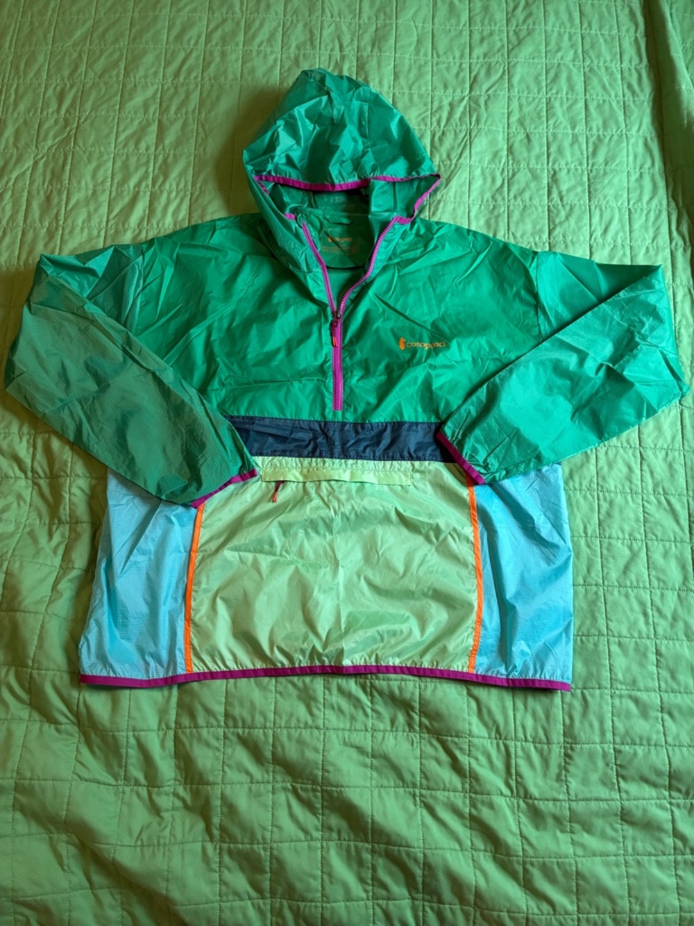 Cotopaxi Teca Windbreaker